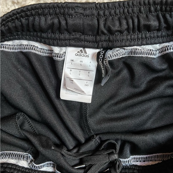 Men’s Size Large Adidas Striped Sweatpants GUC - Picture 3 of 7